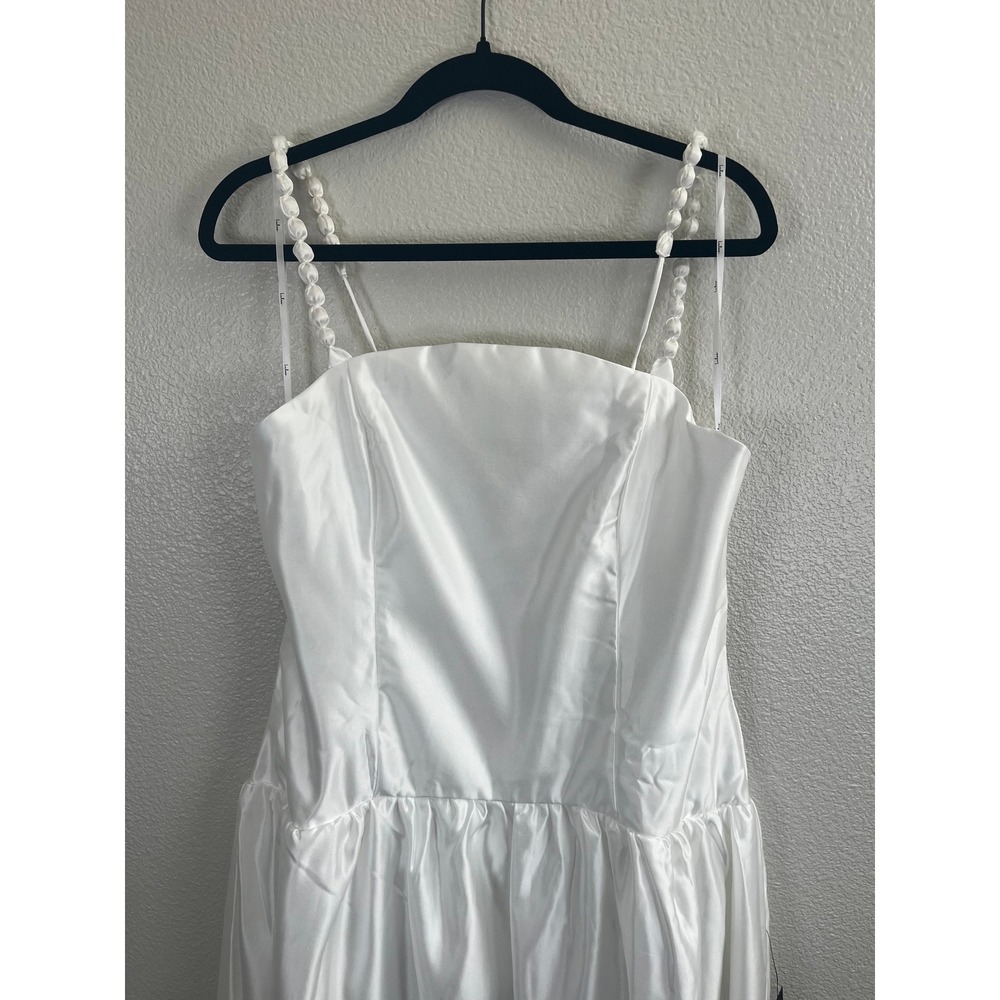 NWT Lulus Modern Adoration White Satin Backless Lace-Up Maxi Dress Extra Large - Picture 6 of 11